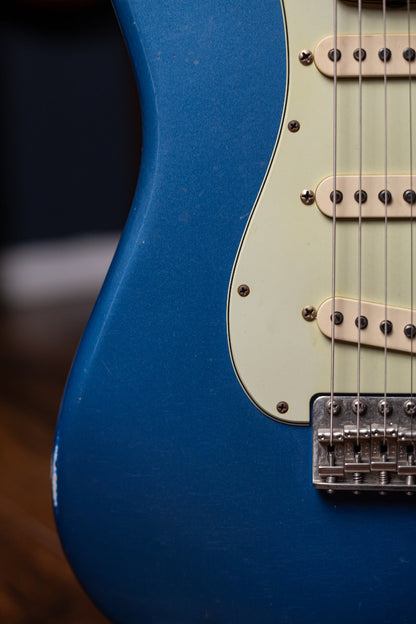 2011 Fender Custom Shop 1960 Stratocaster Relic Electric Guitar - Lake Placid Blue