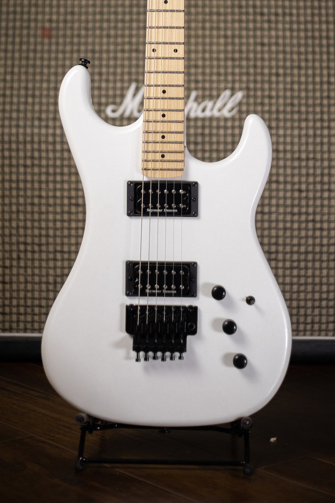 Kramer Pacer Vintage Electric Guitar with Black Hardware - Pearl White