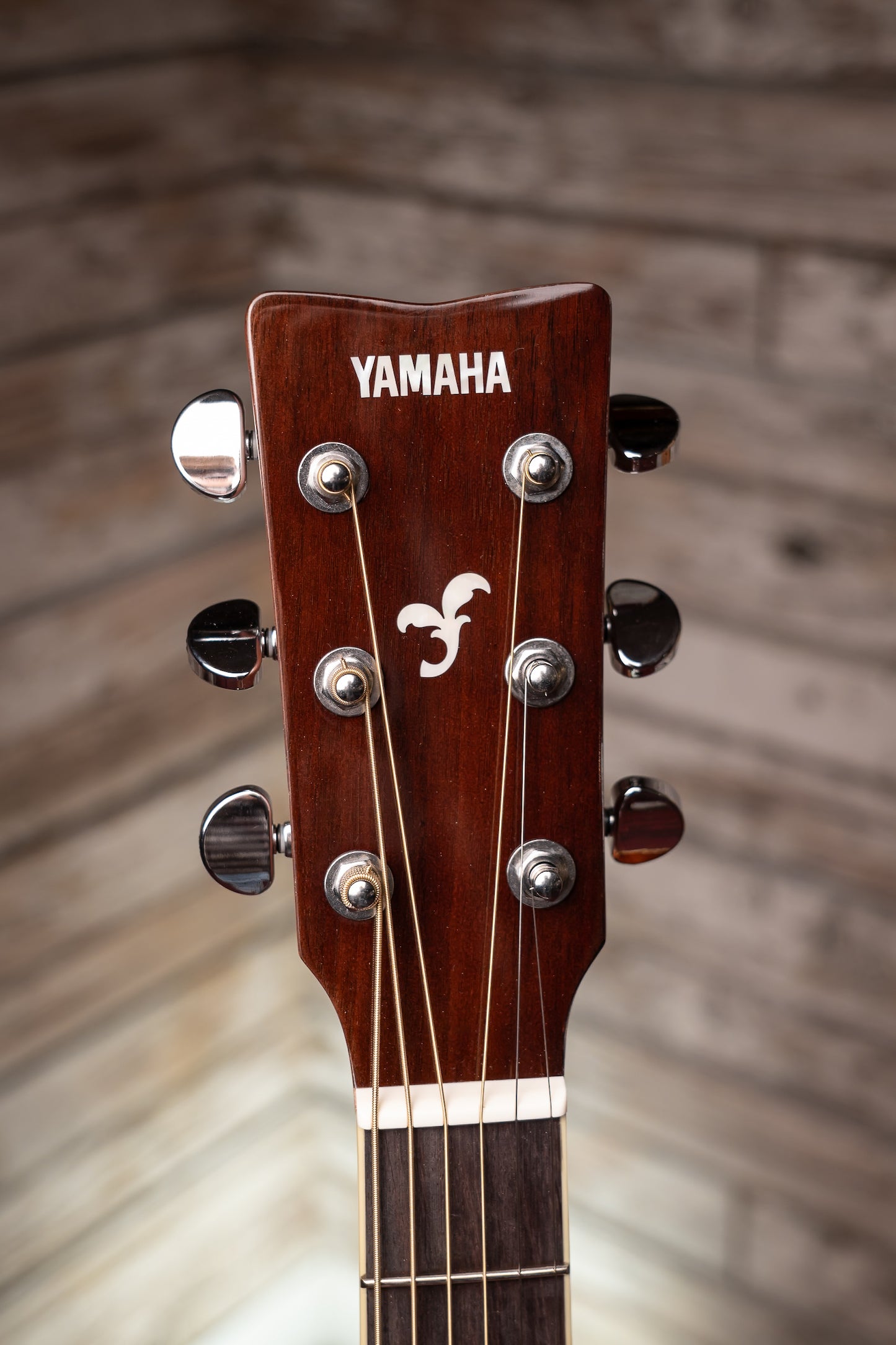 Yamaha FGC-TA TransAcoustic Dreadnought Acoustic-Electric Guitar - Brown Sunburst