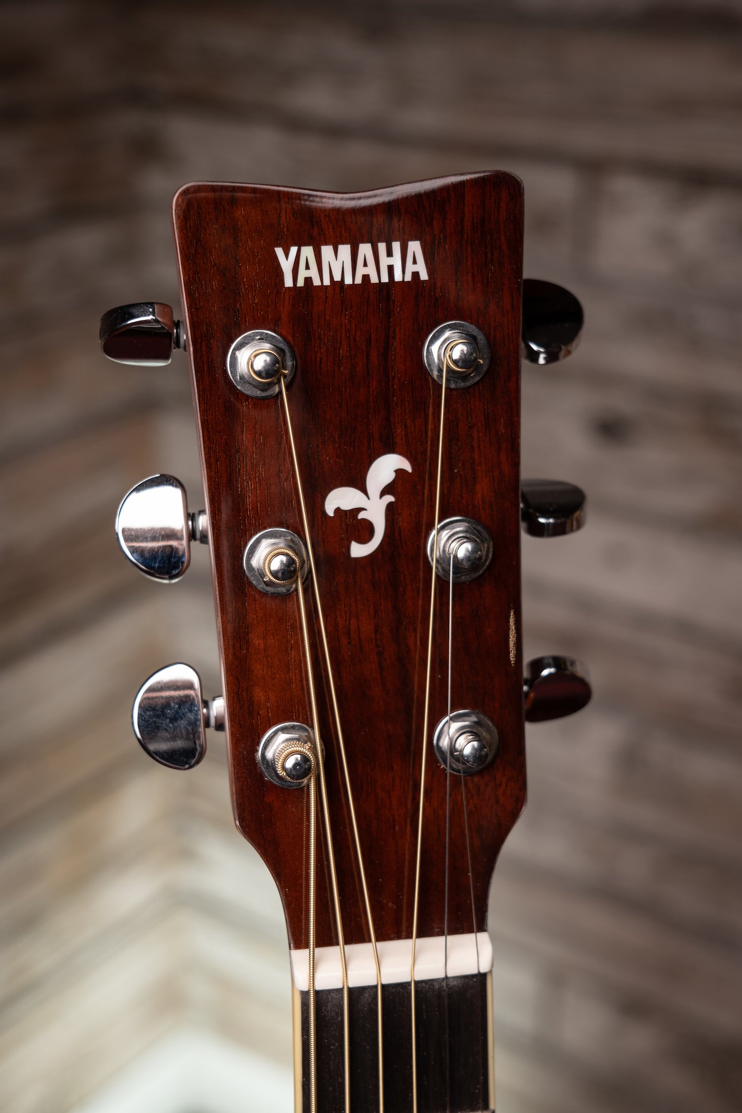 Yamaha FGC-TA TransAcoustic Dreadnought Acoustic-Electric Guitar - Brown Sunburst