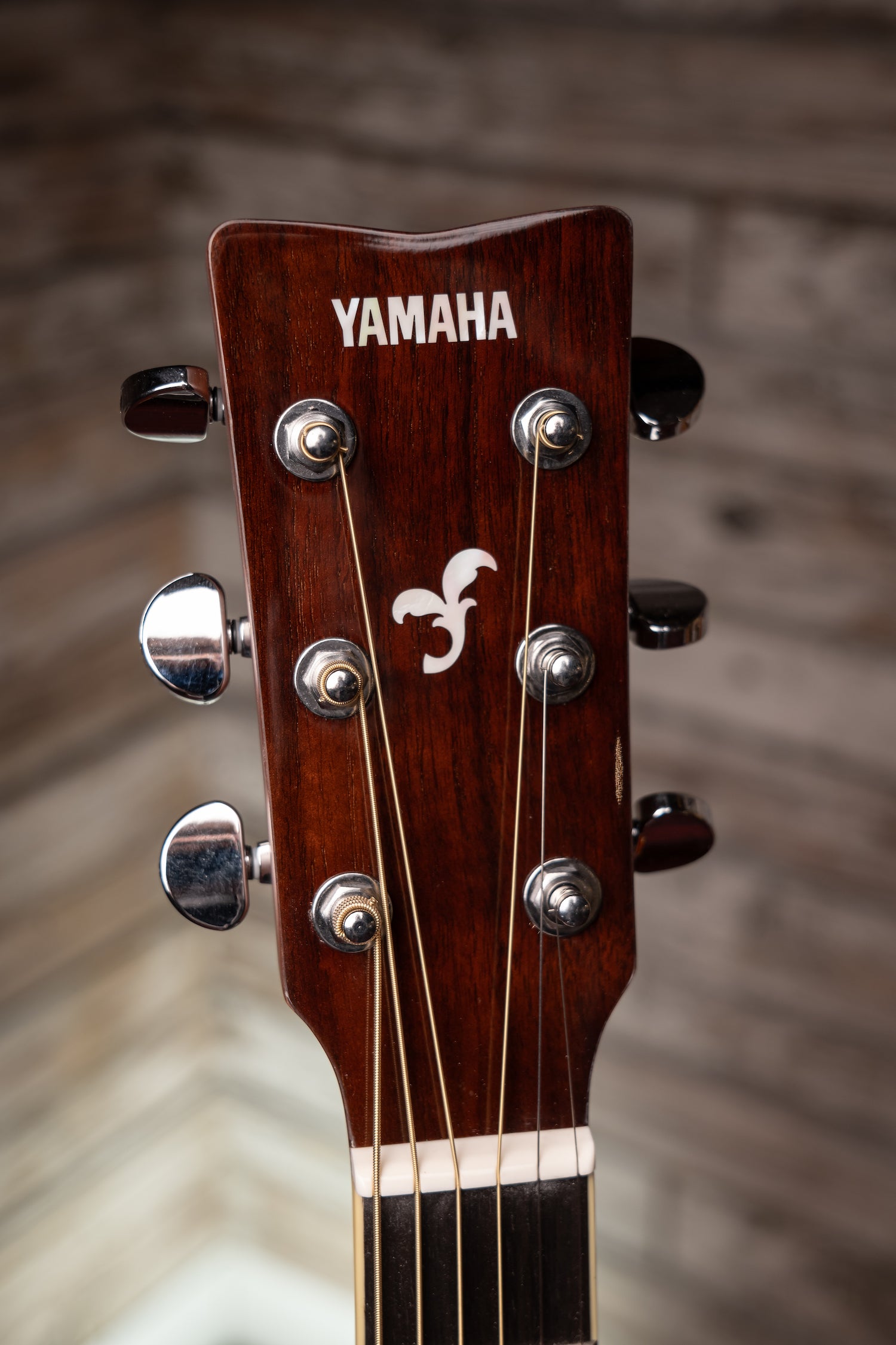 Yamaha FGC-TA TransAcoustic Dreadnought Acoustic-Electric Guitar - Brown Sunburst