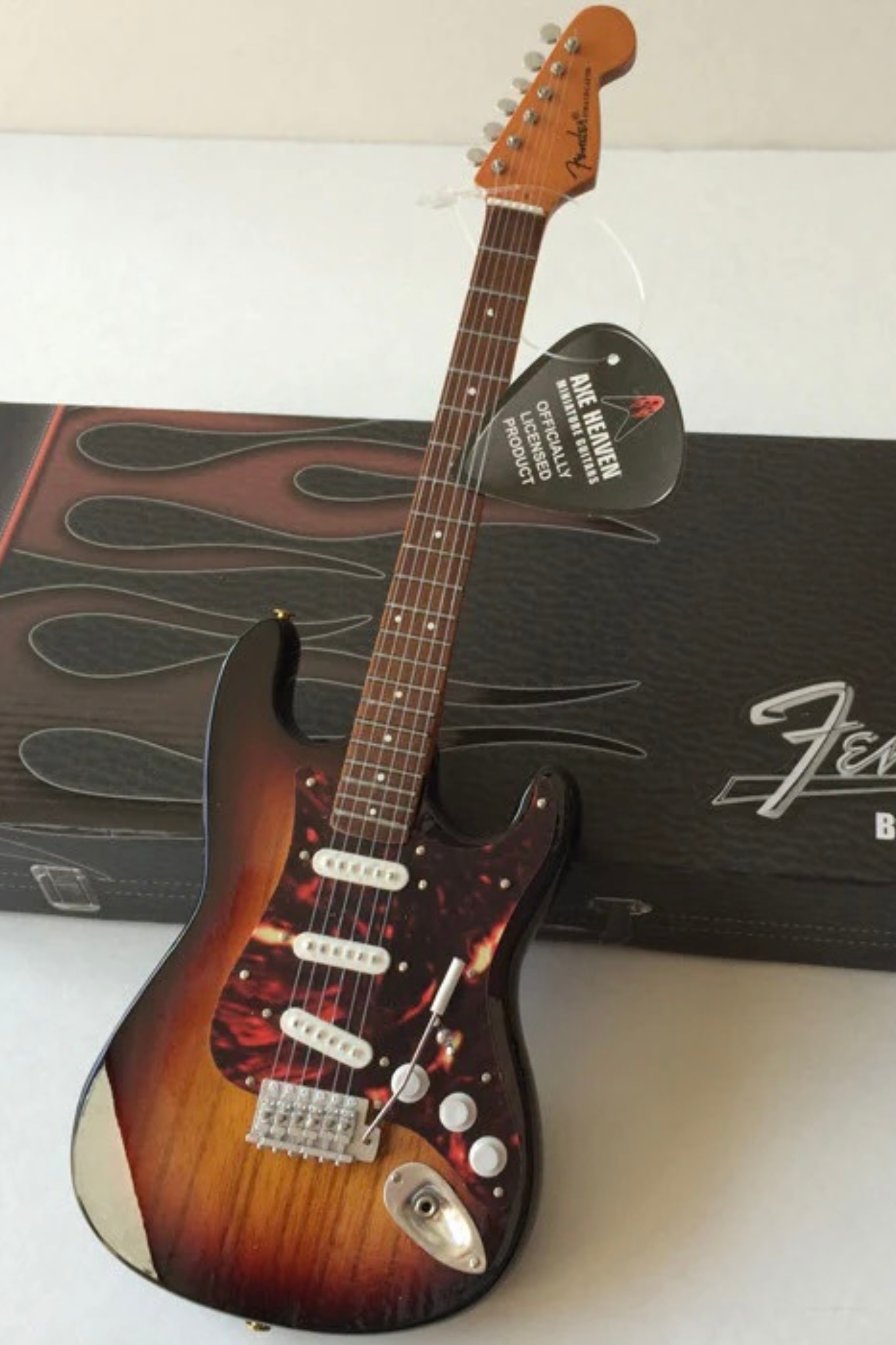 Fender Sunburst Stratocaster Tortoiseshell Pickguard - Mini Guitar