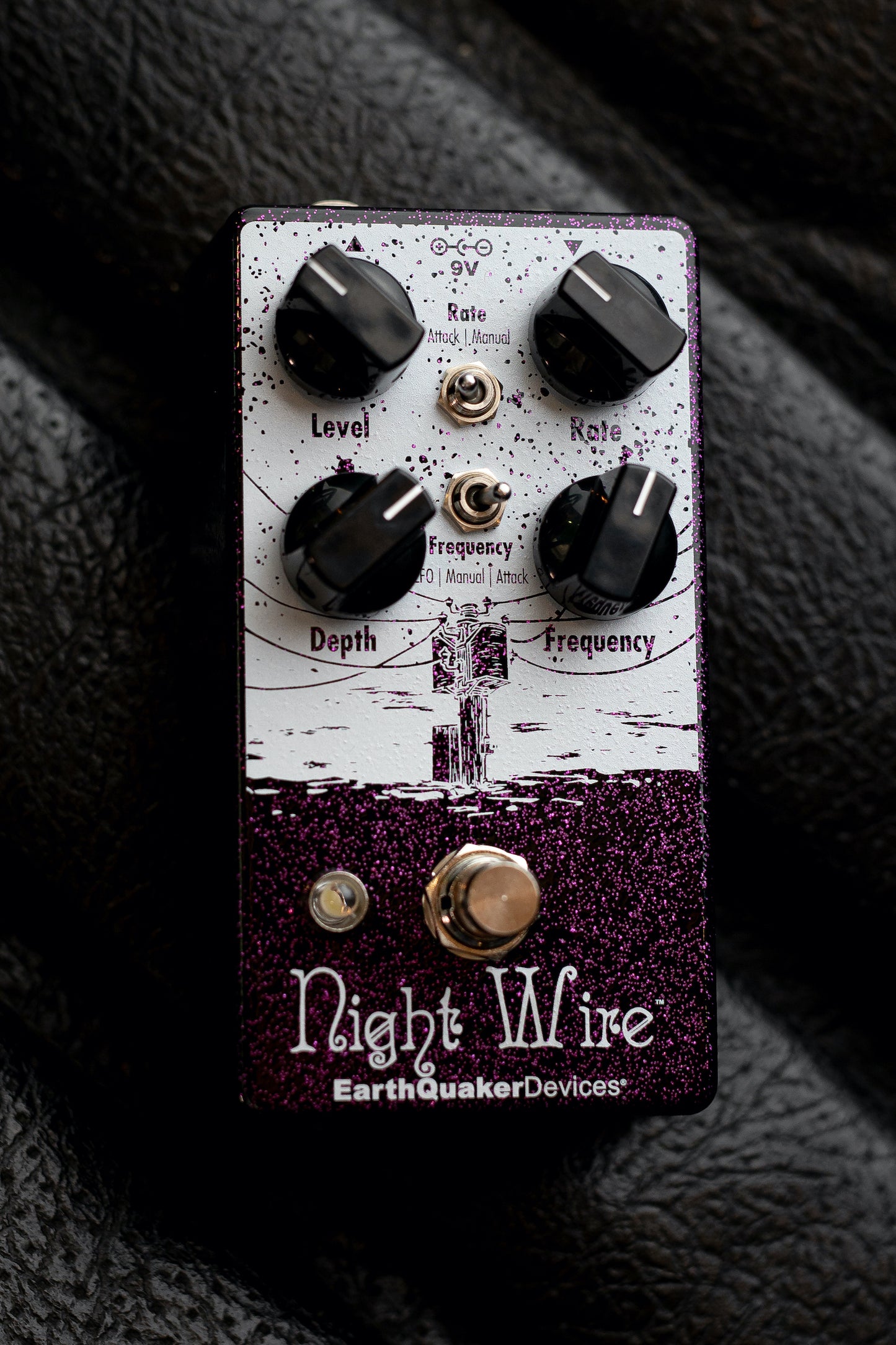 EarthQuaker Devices Night Wire Harmonic Tremolo Pedal
