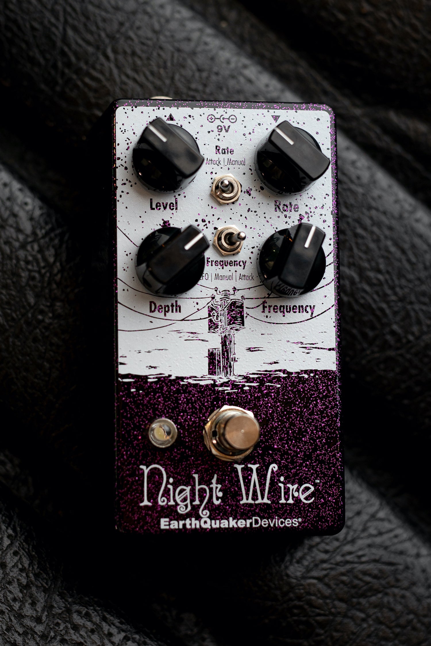 EarthQuaker Devices Night Wire Harmonic Tremolo Pedal