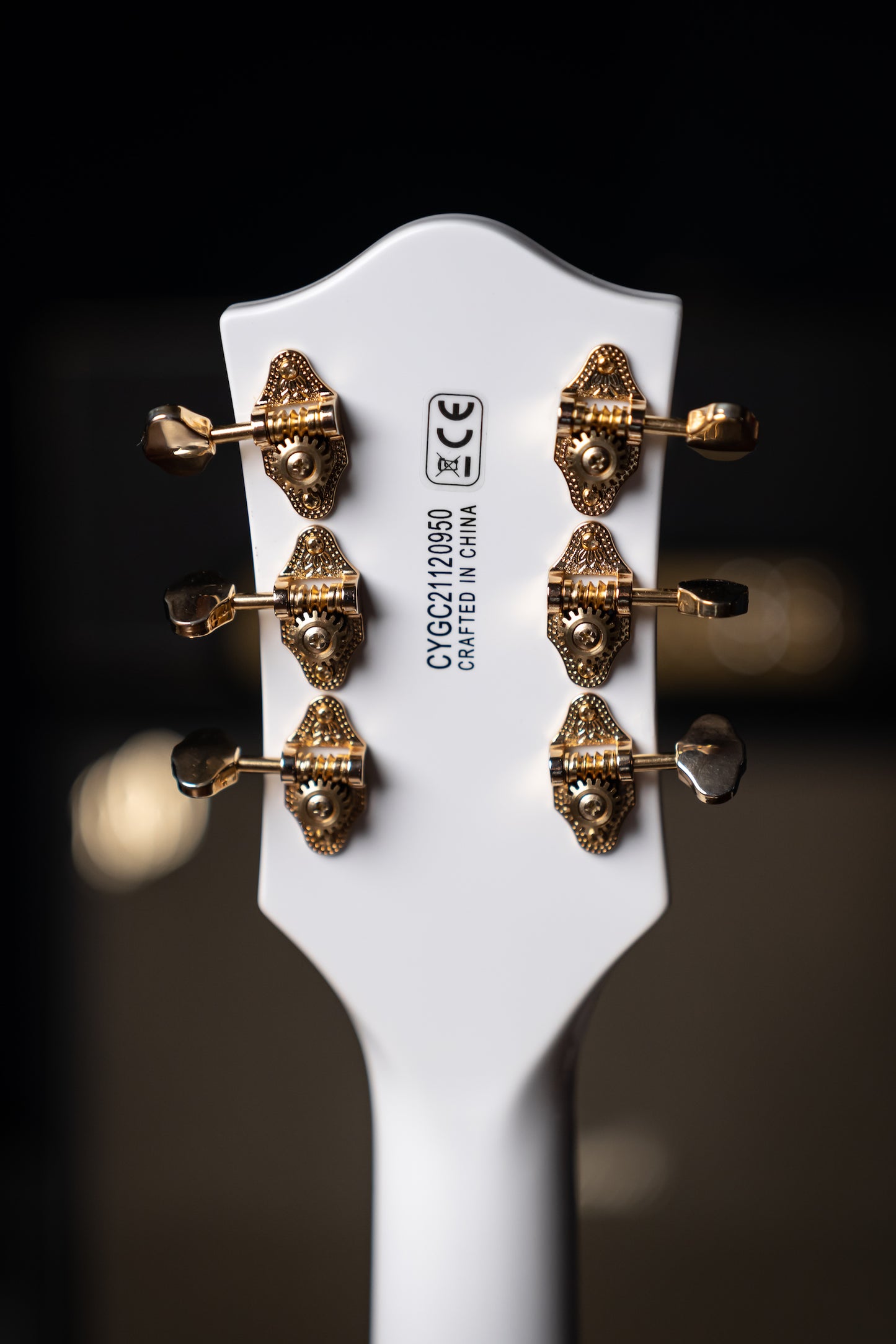 Gretsch G5422GLH Electromatic Classic Hollow body Left Handed Double-Cut with Gold Hardware Electric Guitar - Snowcrest White