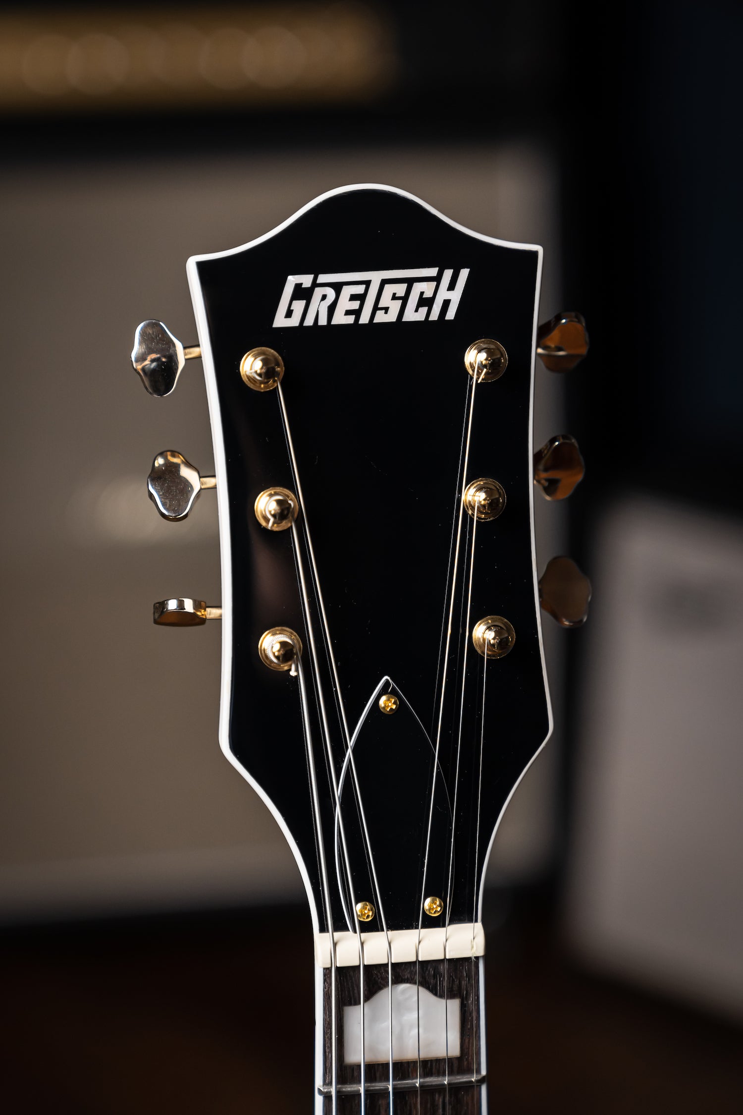 Gretsch G5422TG Electromatic® Classic Hollow Body Double-Cut with Bigsby® and Gold Hardware - Snowcrest White