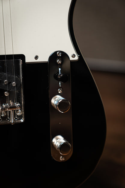 Squier Classic Vibe Baritone Custom Telecaster - Black