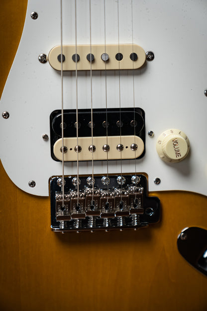 Fender JV Modified 50s Stratocaster HSS Electric Guitar - 2 Tone Sunburst