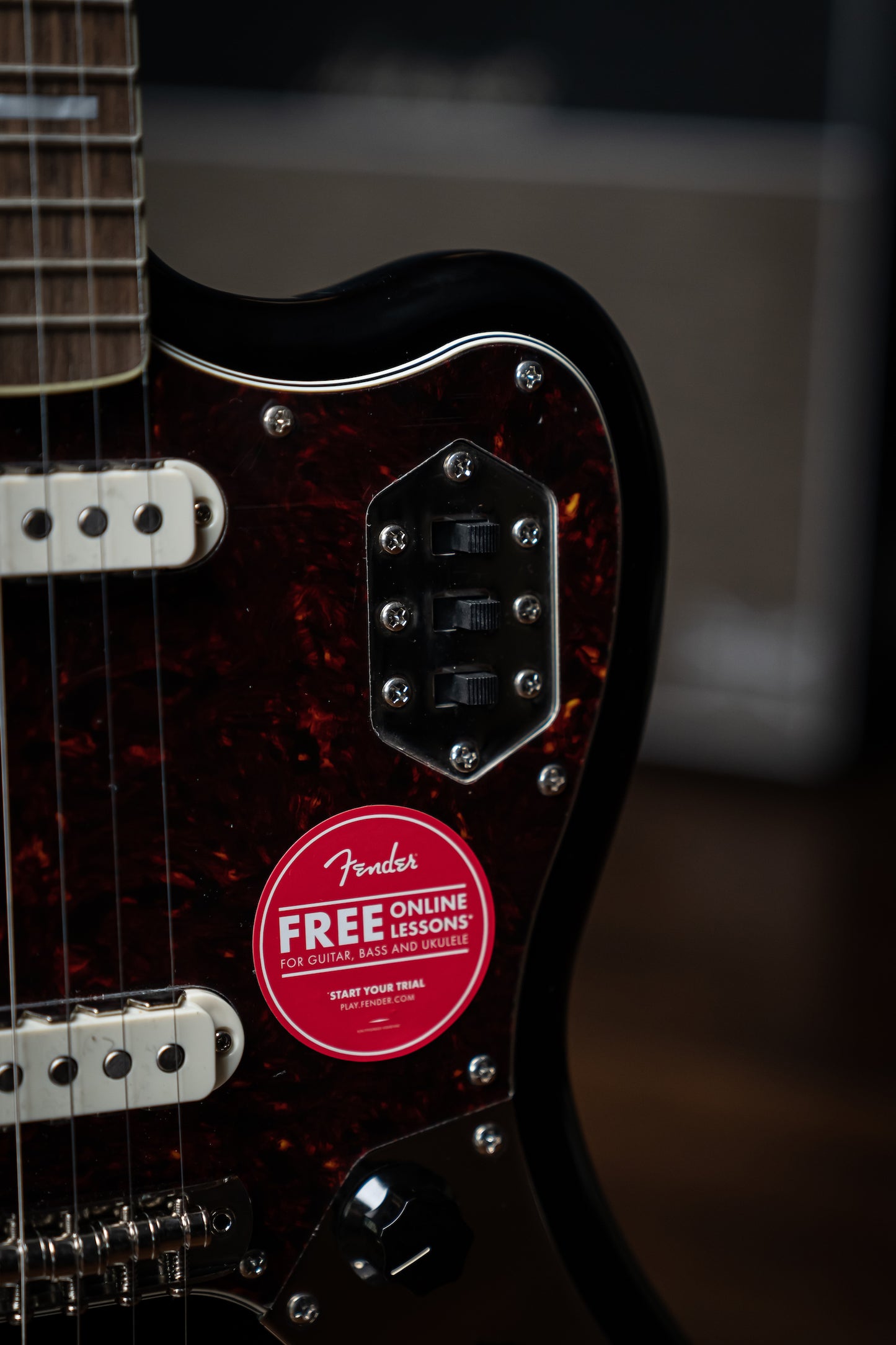 Squier Classic Vibe '70s Jaguar Electric Guitar - Black