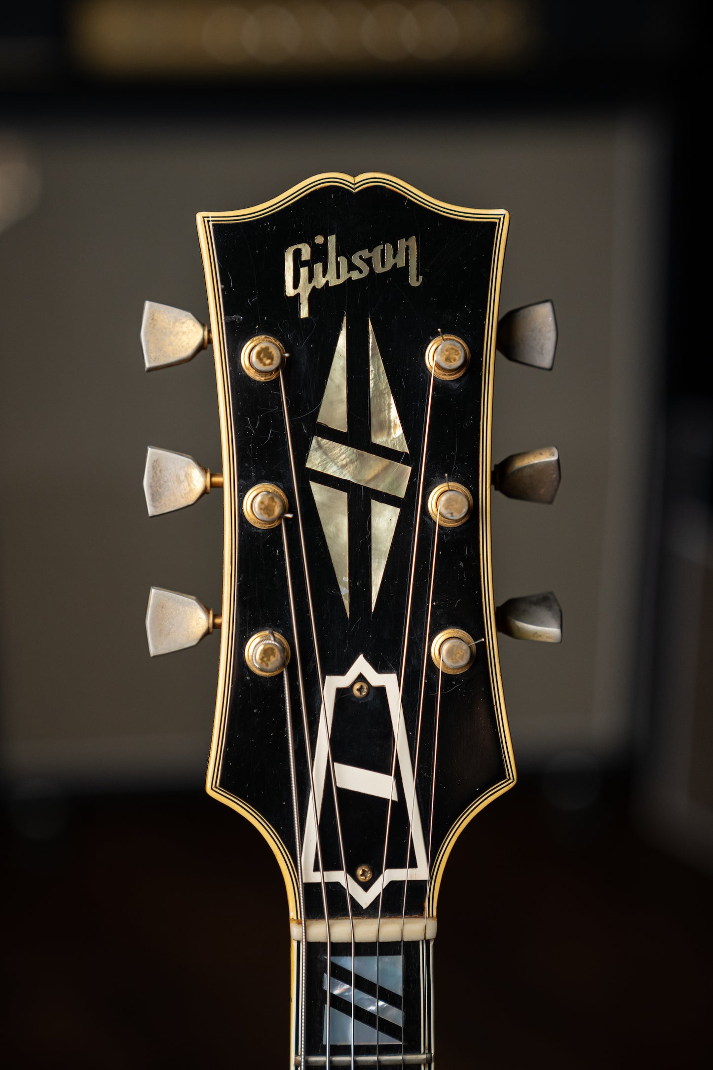 1961 Gibson Super 400 CES with Factory Varitone Stereo Electric Guitar - Sunburst ( GAVE BACK )