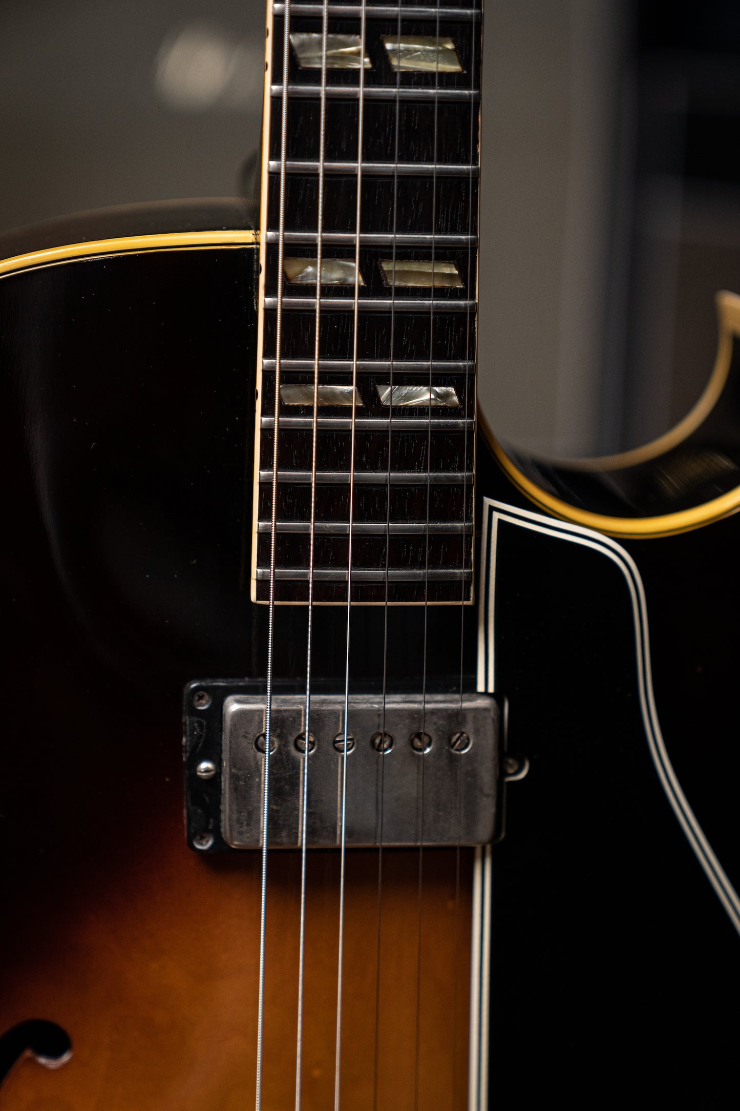 1961 Gibson ES-175 Single Pickup Electric Guitar - Sunburst