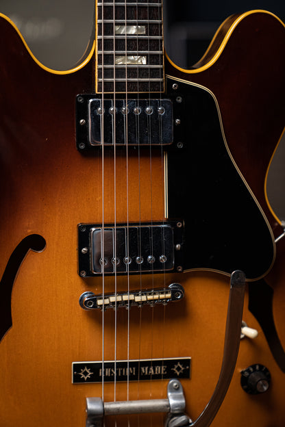 1967 Gibson Custom ES-335 with Factory Bigsby Electric Guitar - Sunburst
