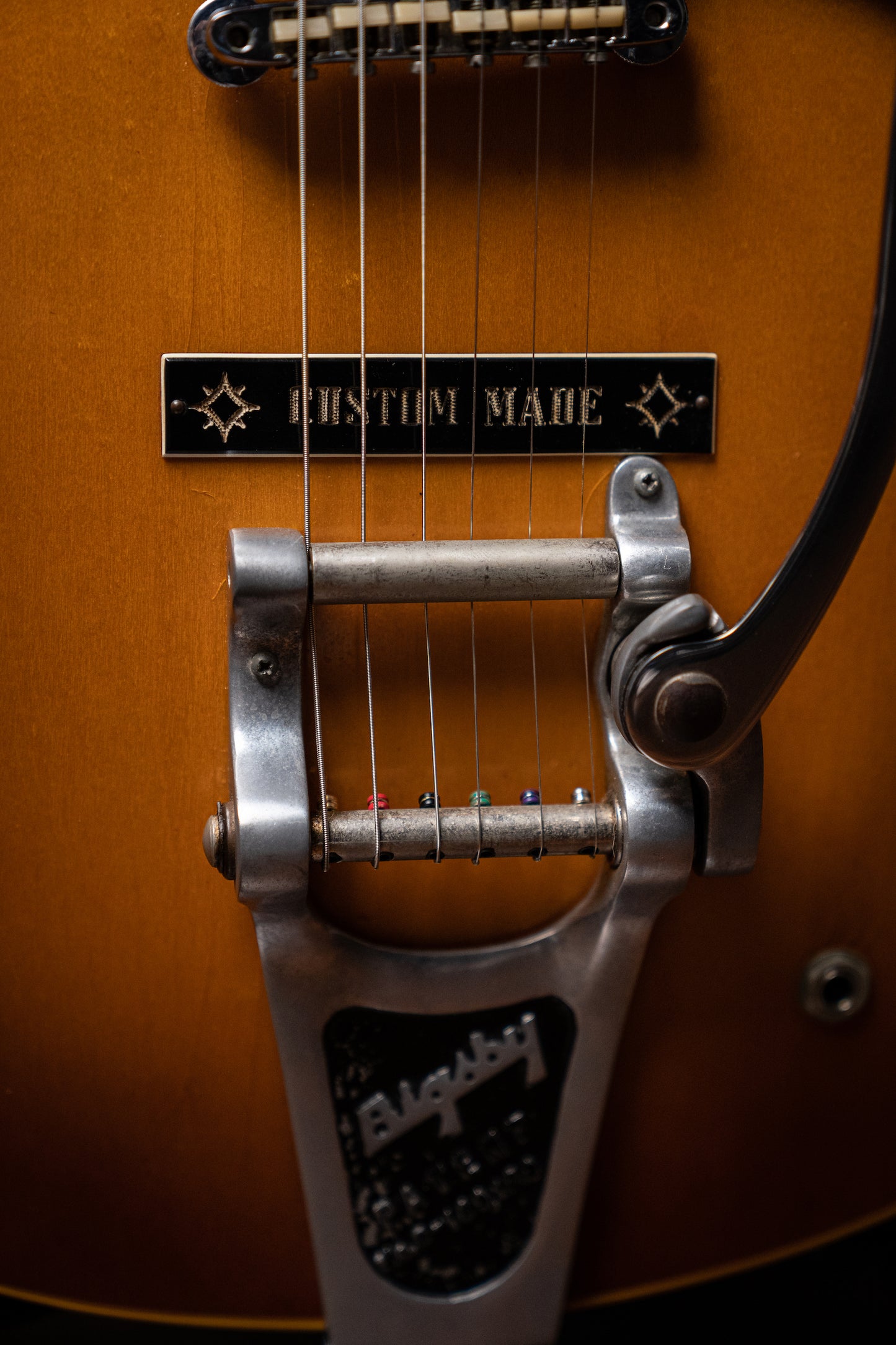 1967 Gibson Custom ES-335 with Factory Bigsby Electric Guitar - Sunburst