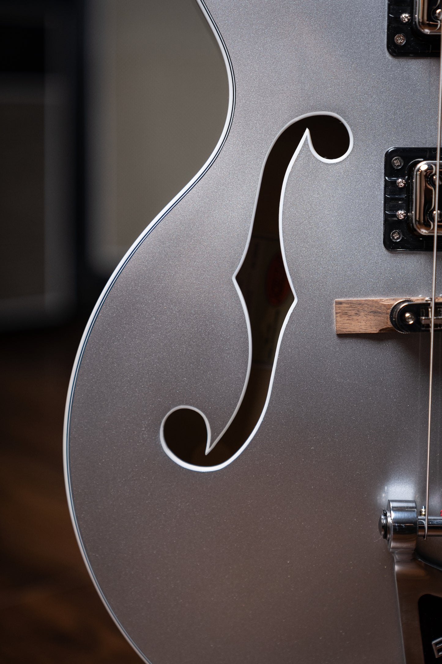 Gretsch G5420T Electromatic Classic Hollow Body Single-Cut with Bigsby - Airline Silver