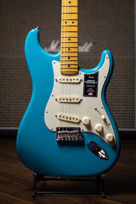 Fender American Professional II Stratocaster Maple Fretboard Electric Guitar - Miami Blue