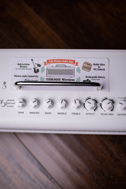 Yamaha THR30II Wireless Desktop Amplifier with Bluetooth - White