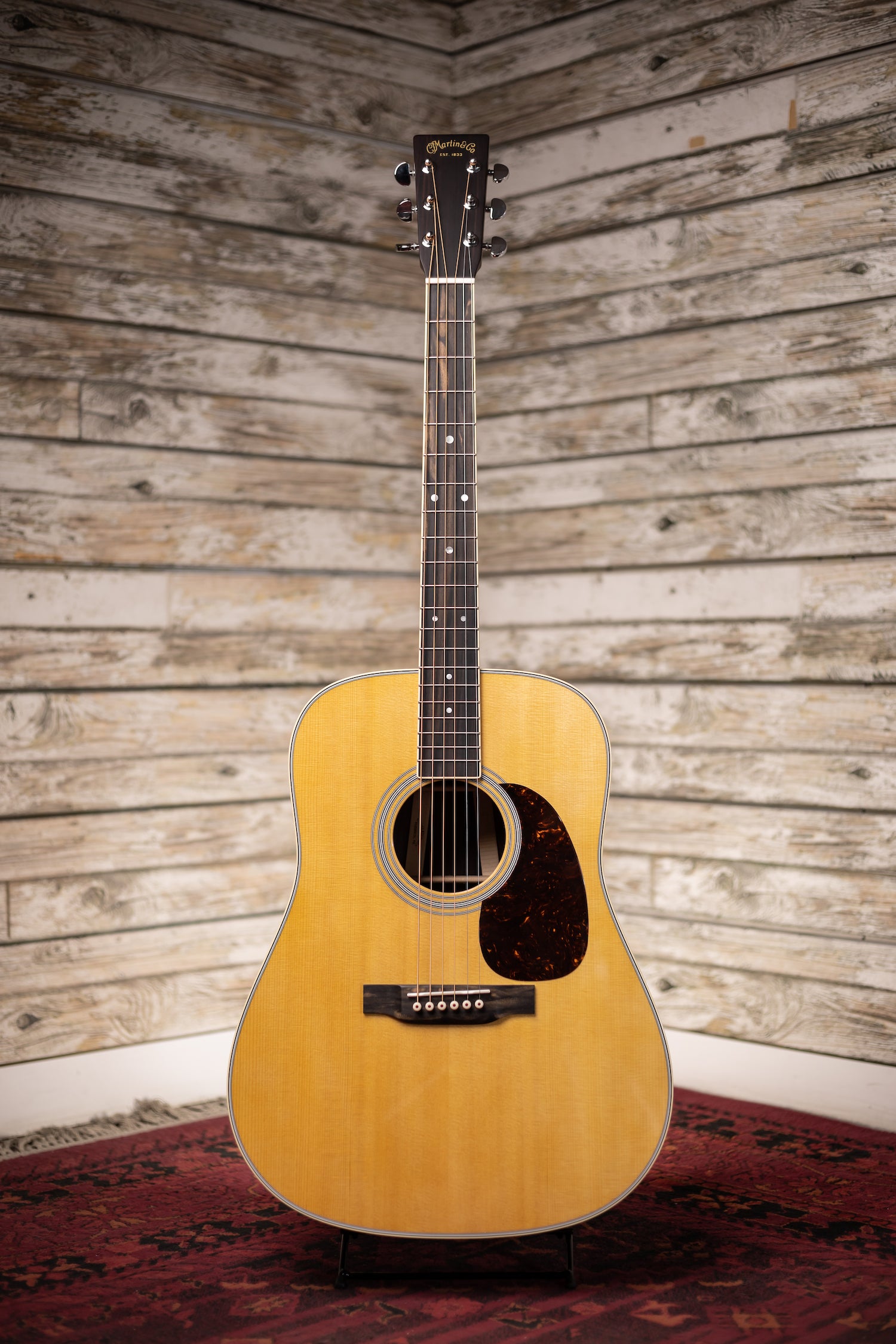 Martin D-35 Dreadnought Acoustic Guitar - Natural