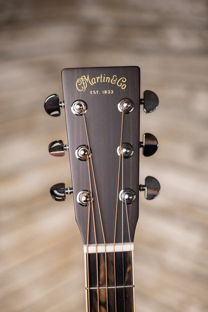 Martin D-35 Dreadnought Acoustic Guitar - Natural