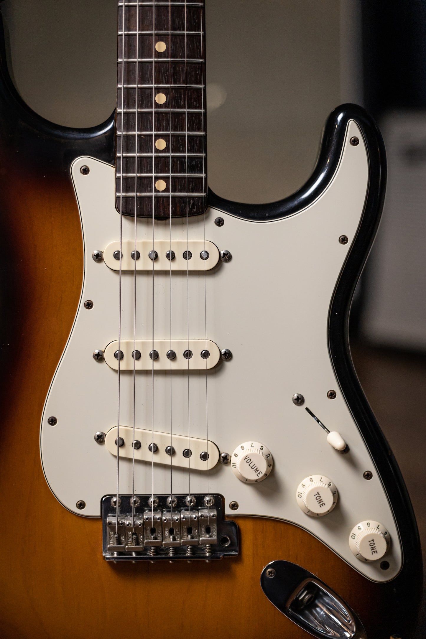 2001 Fender '62 Vintage Reissue Stratocaster - Sunburst