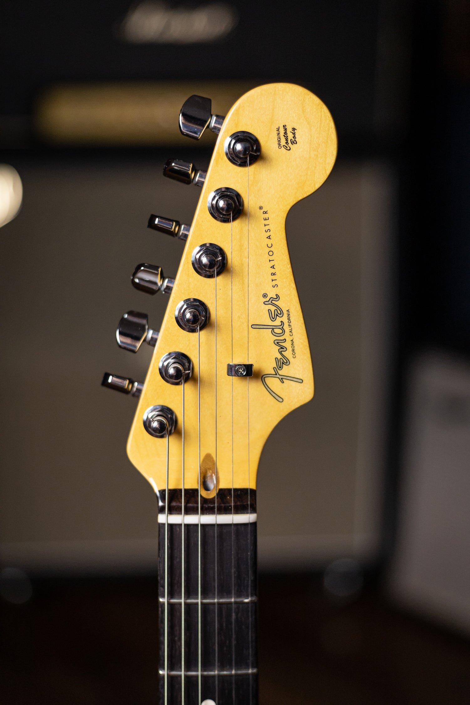 Fender American Professional II Stratocaster Rosewood Electric Guitar - 3-Tone Sunburst