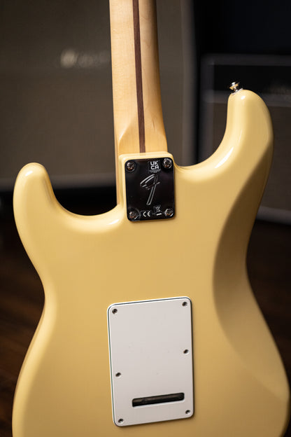 Fender Stratocaster Player Series HSS Electric Guitar - Buttercream