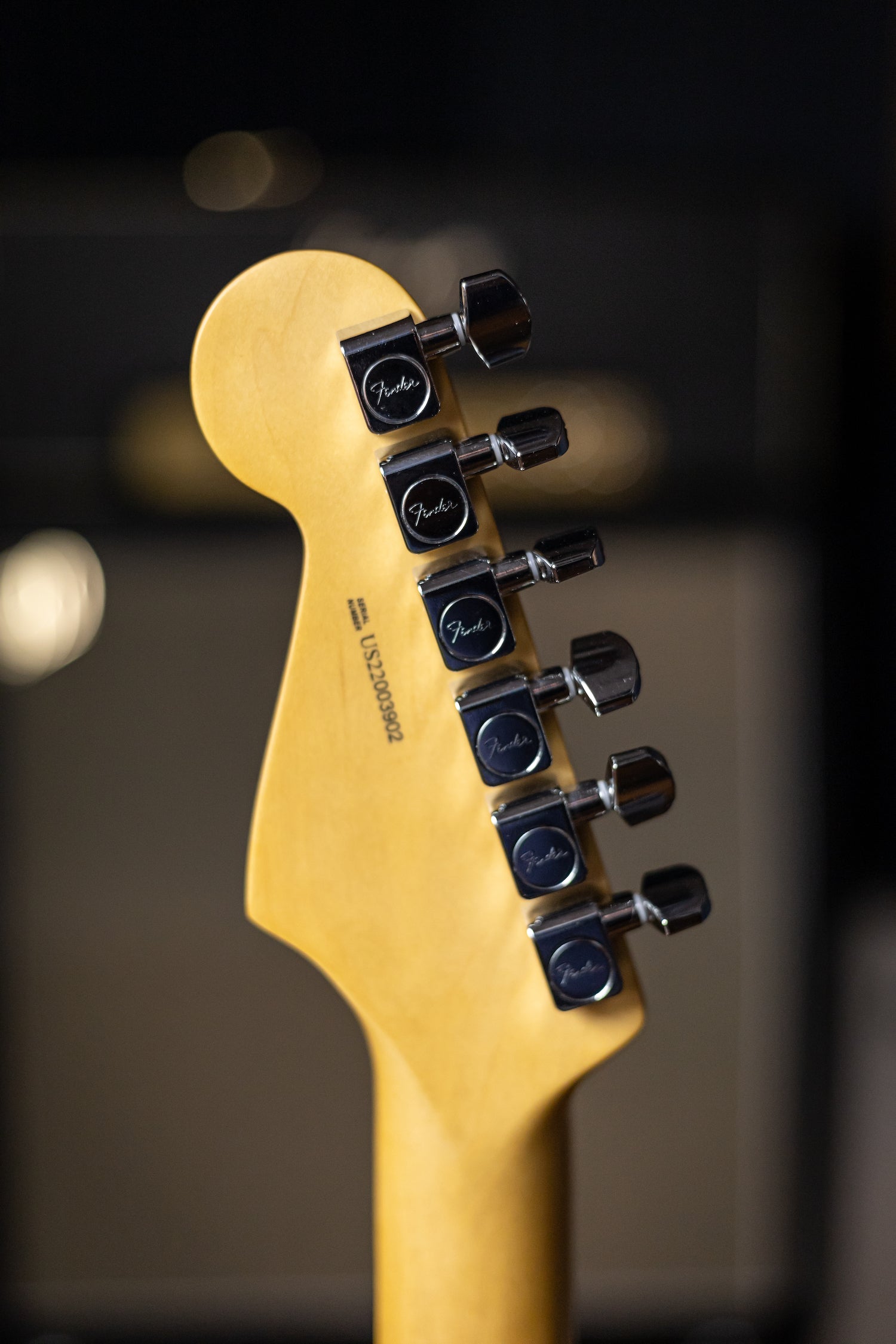 Fender American Professional II Stratocaster Rosewood Electric Guitar - 3-Tone Sunburst
