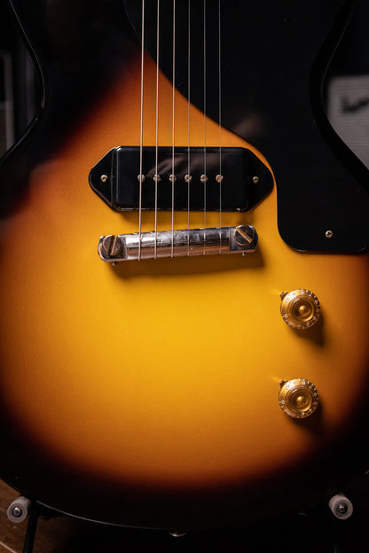Gibson Custom Shop 1957 Les Paul Junior Electric Guitar - Vintage Sunburst
