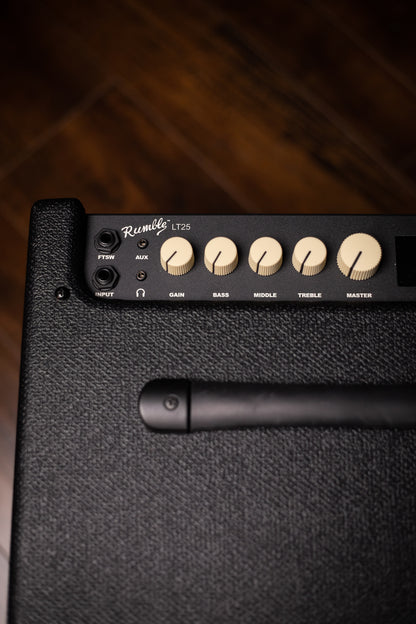 Fender Rumble LT25 Bass Combo Amp