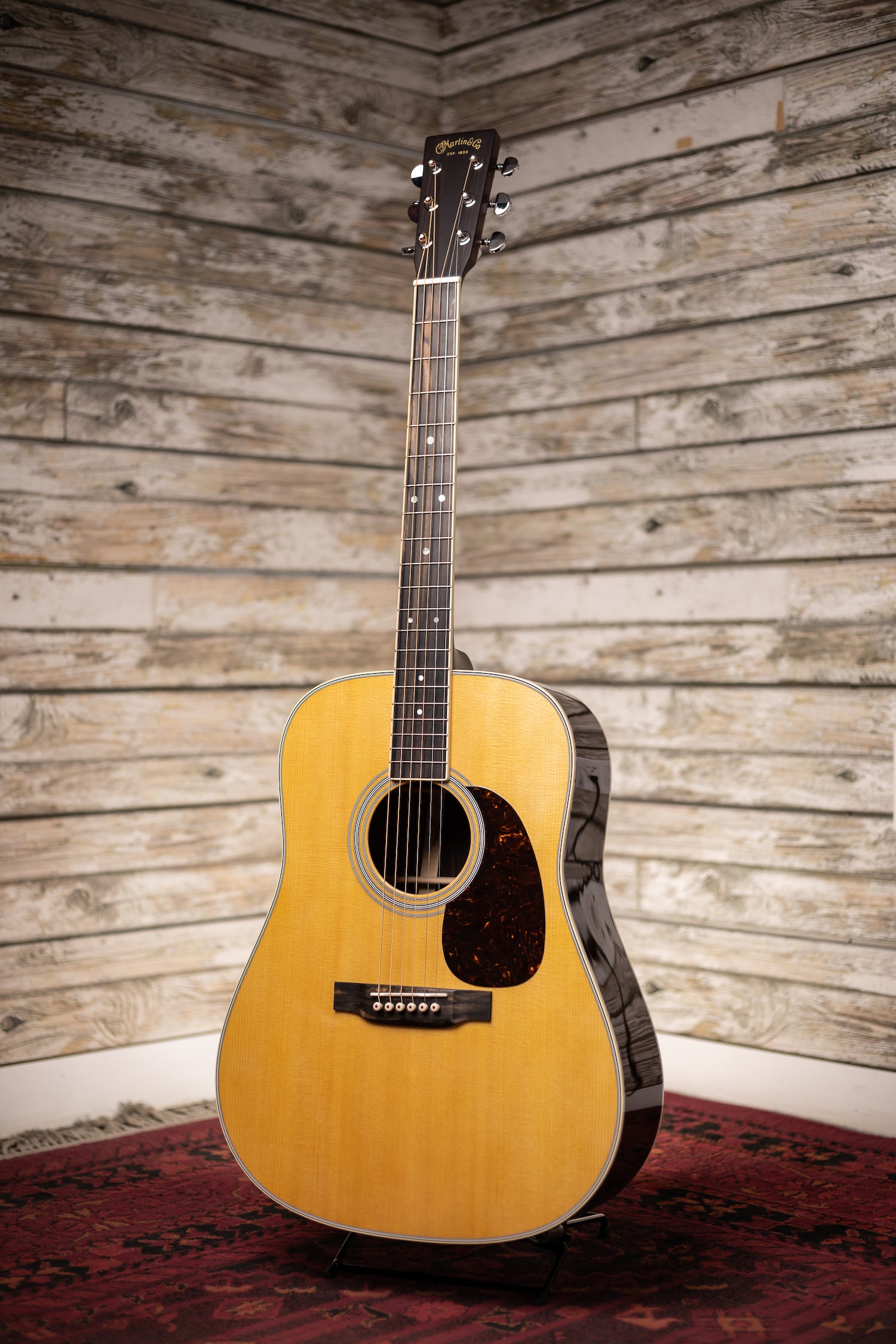 Martin D-35 Dreadnought Acoustic Guitar - Natural