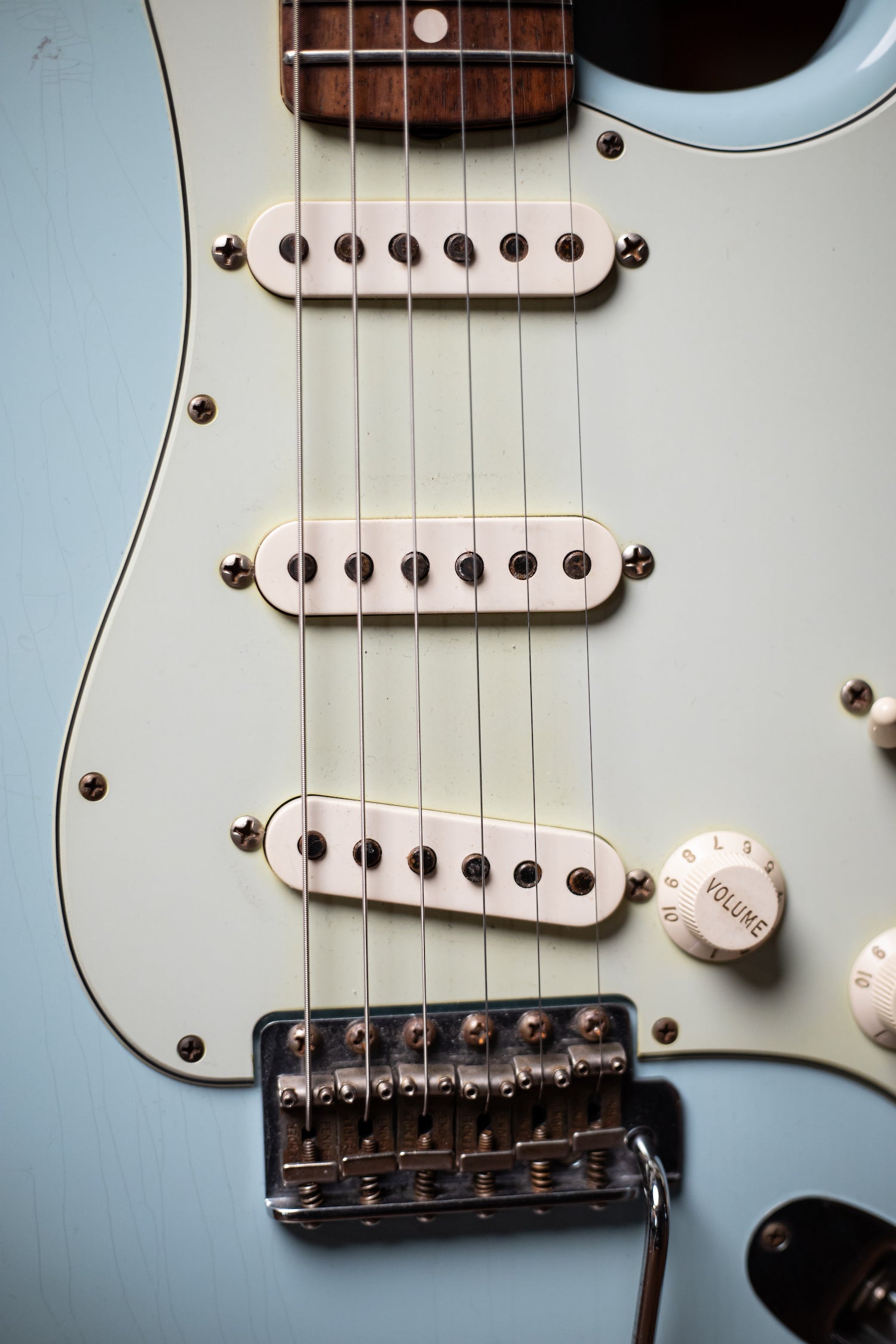 2012 Fender 1960 Stratocaster Relic Electric Guitar - Sonic Blue