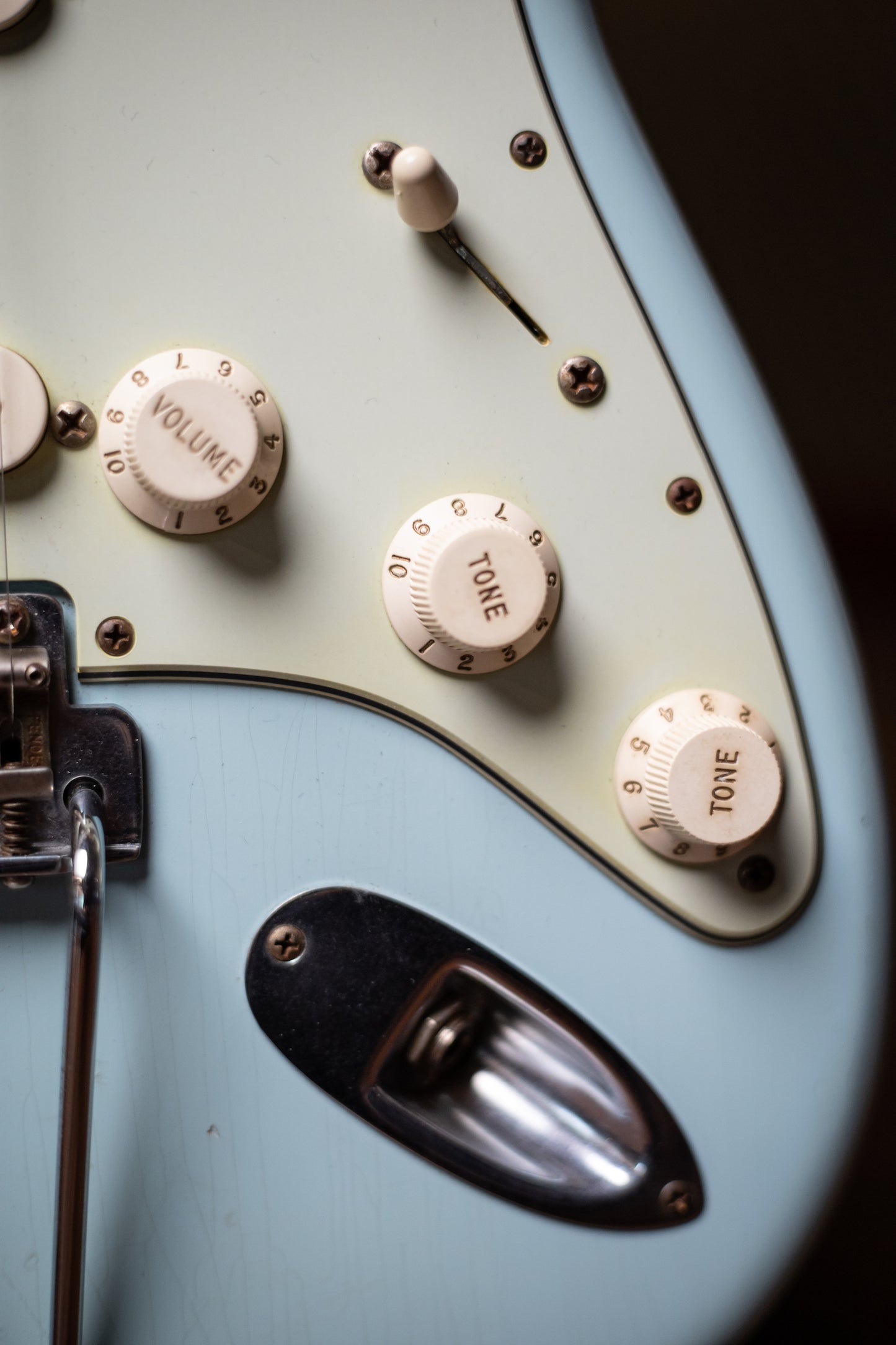 2012 Fender 1960 Stratocaster Relic Electric Guitar - Sonic Blue