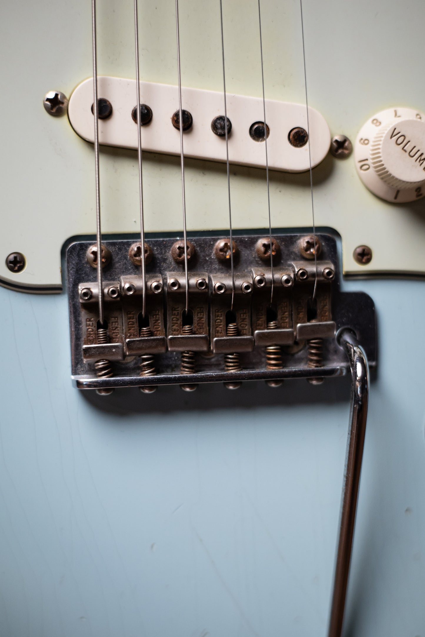 2012 Fender 1960 Stratocaster Relic Electric Guitar - Sonic Blue