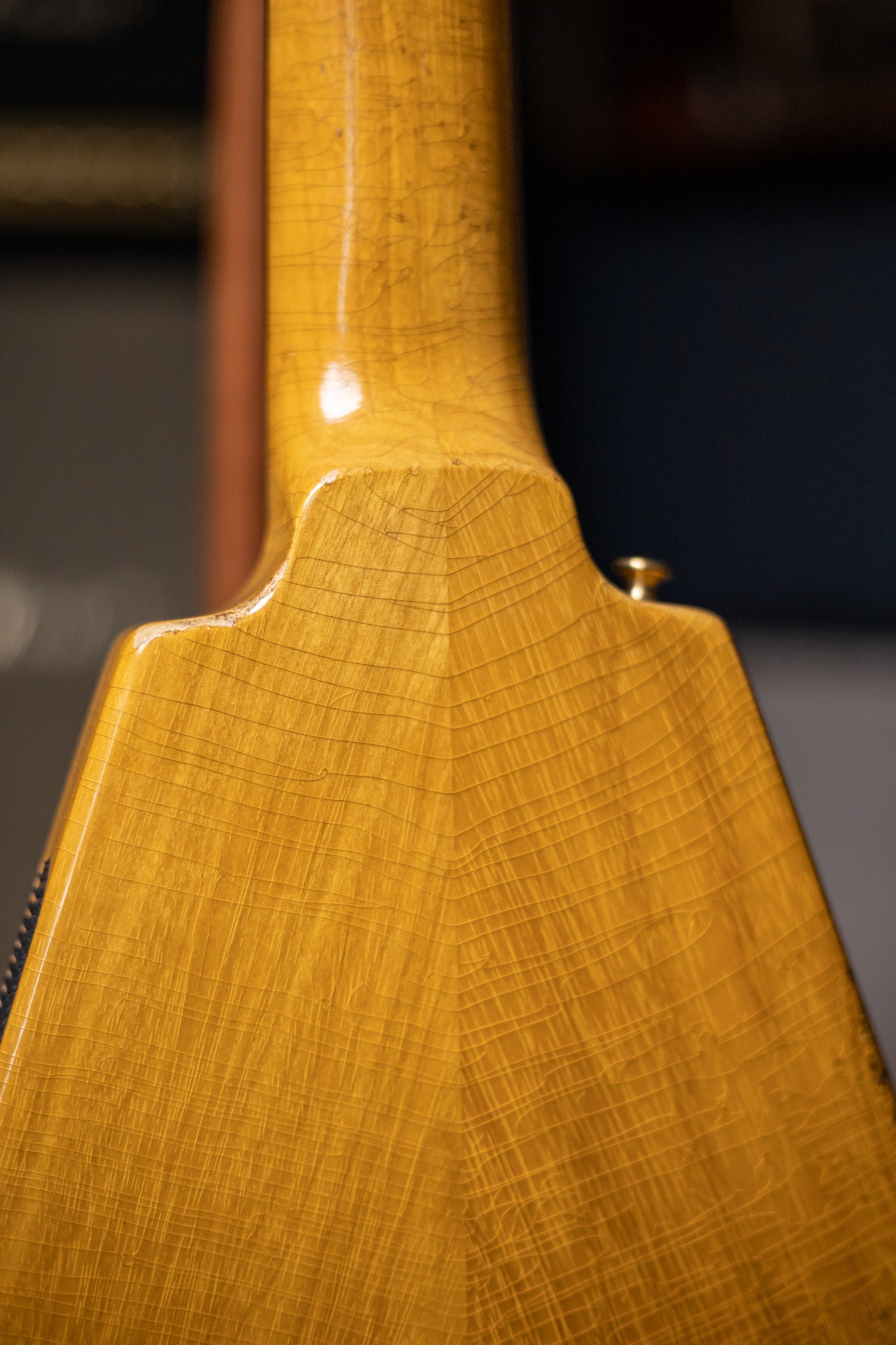 2021 Gibson Custom Shop 58 Korina Flying V Brazilian Rosewood Fingerboard Murphy Lab Light Aged GH Electric Guitar - Natural 81027