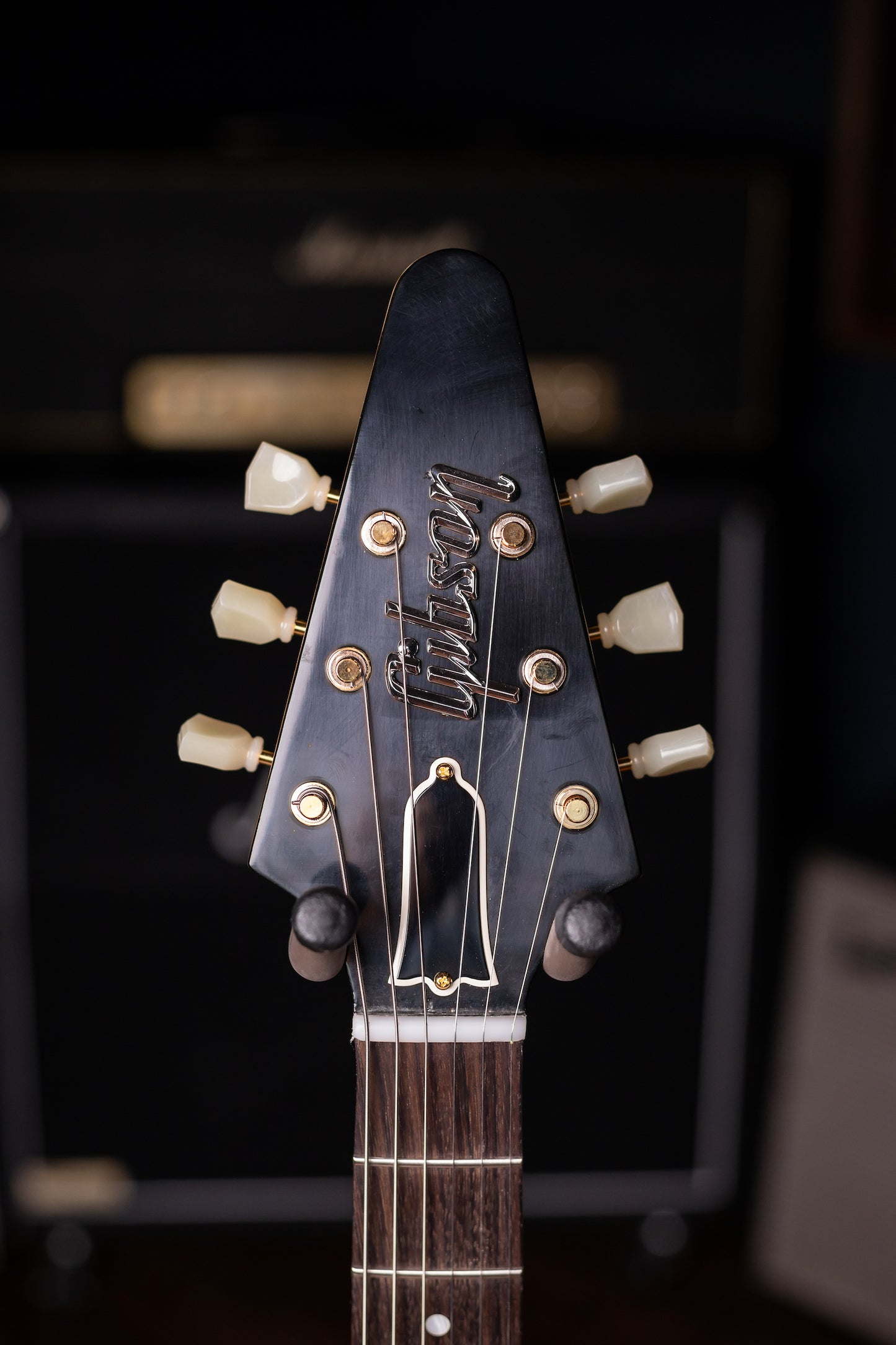 Gibson Custom Shop Korina Flying V Black Pickguard Electric Guitar - Natural
