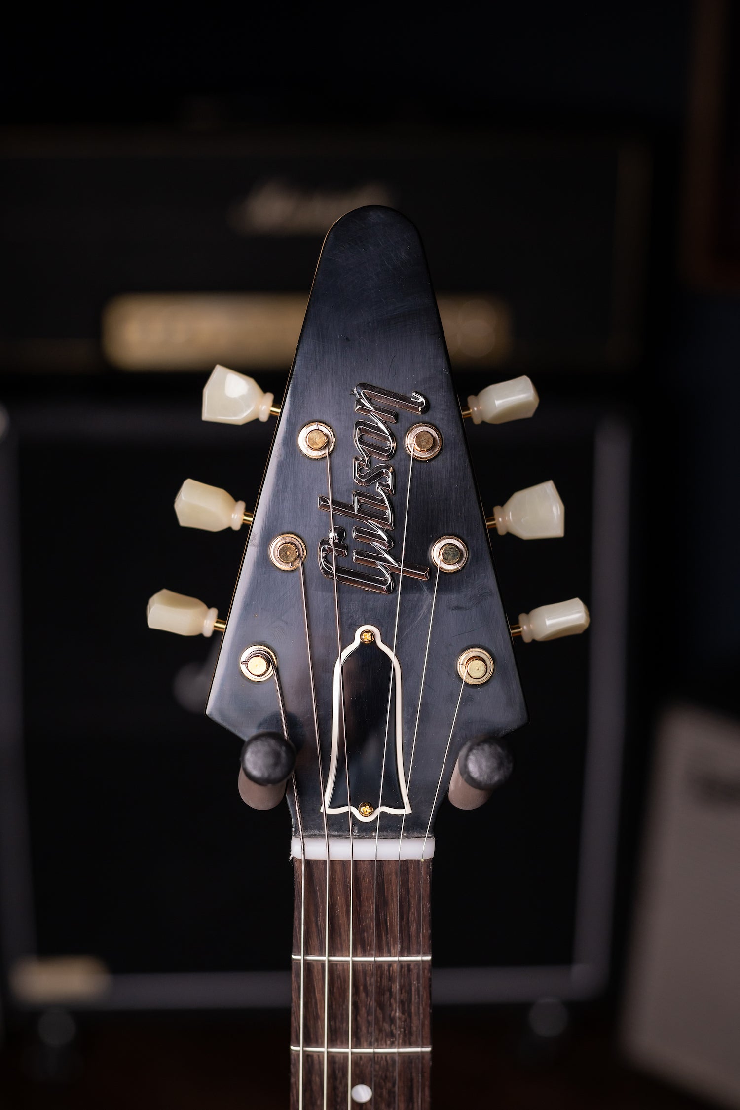 Gibson Custom Shop Korina Flying V Black Pickguard Electric Guitar - Natural