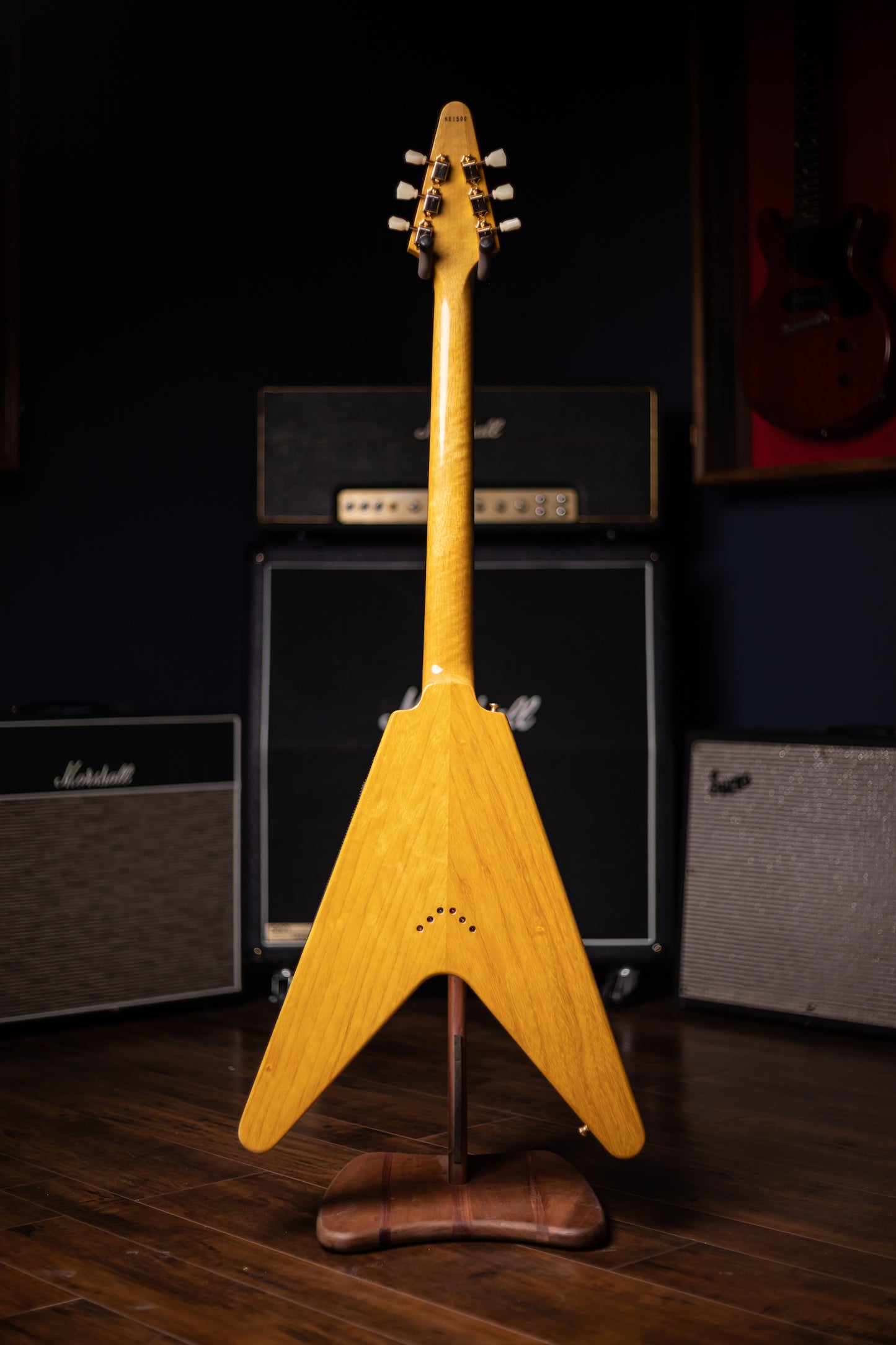 Gibson Custom Shop Korina Flying V Black Pickguard Electric Guitar - Natural