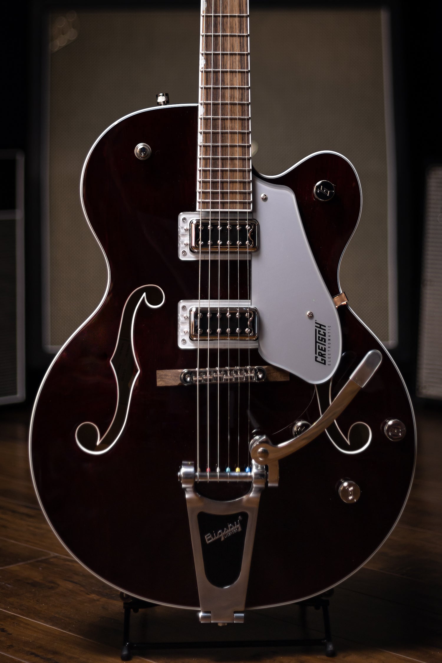 Gretsch G5420T Electromatic Classic Hollow Body Single-Cut with Bigsby - Walnut
