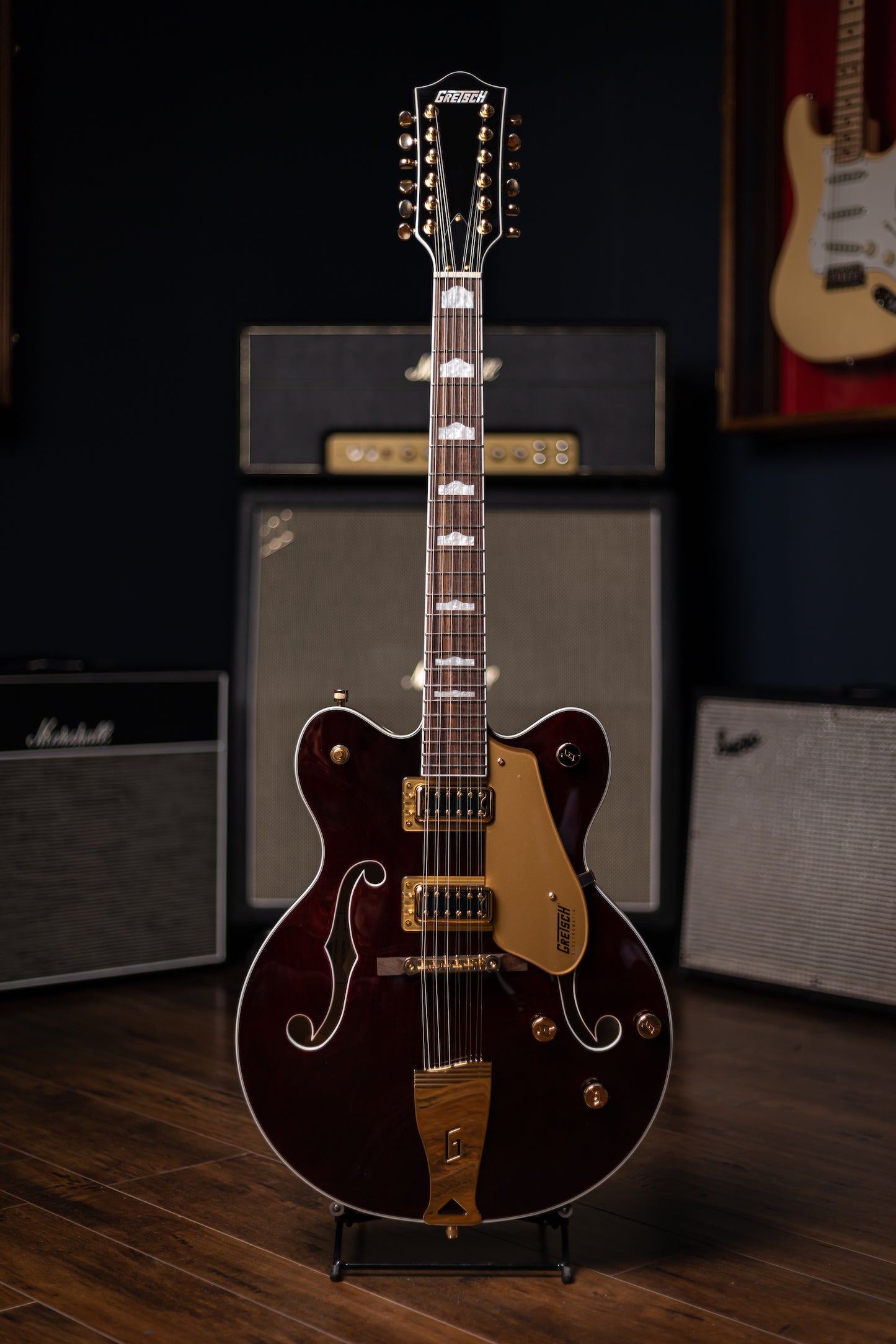 Gretsch G5422G-12 Electromatic Classic Hollow body Double-Cut 12 String with Gold Hardware Electric Guitar - Walnut Stain