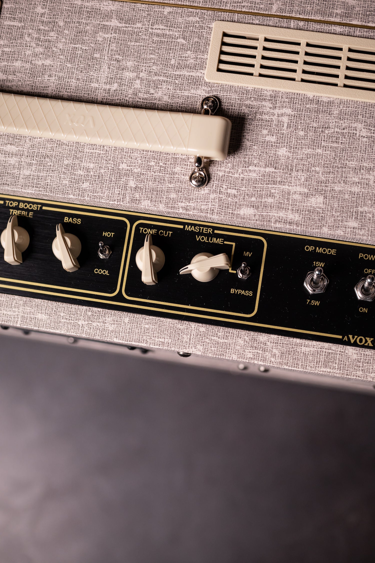 Vox AC15HW1X 1x12" 15-watt Handwired Tube Combo Amp with Alnico Blue Speaker