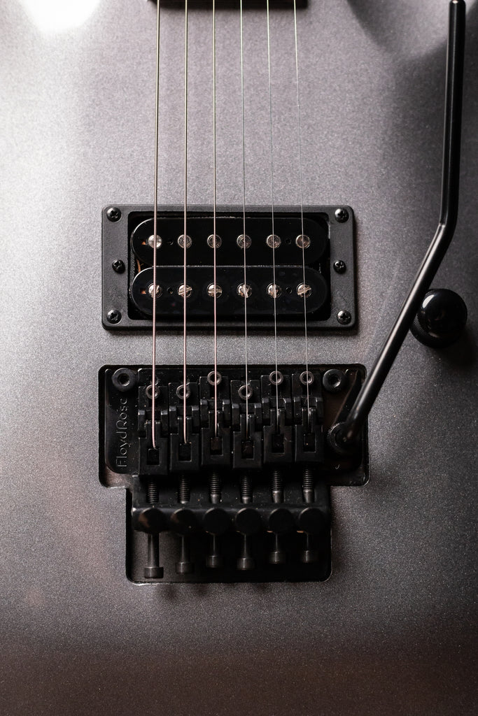 Kramer SM-1 H Electric Guitar - Tronius Silver
