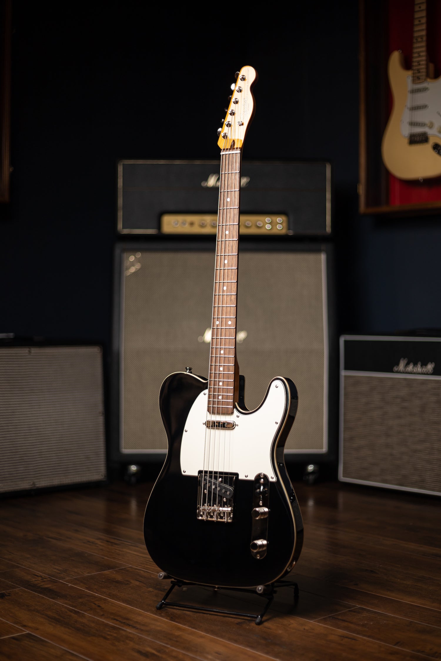Squier Classic Vibe Baritone Custom Telecaster - Black
