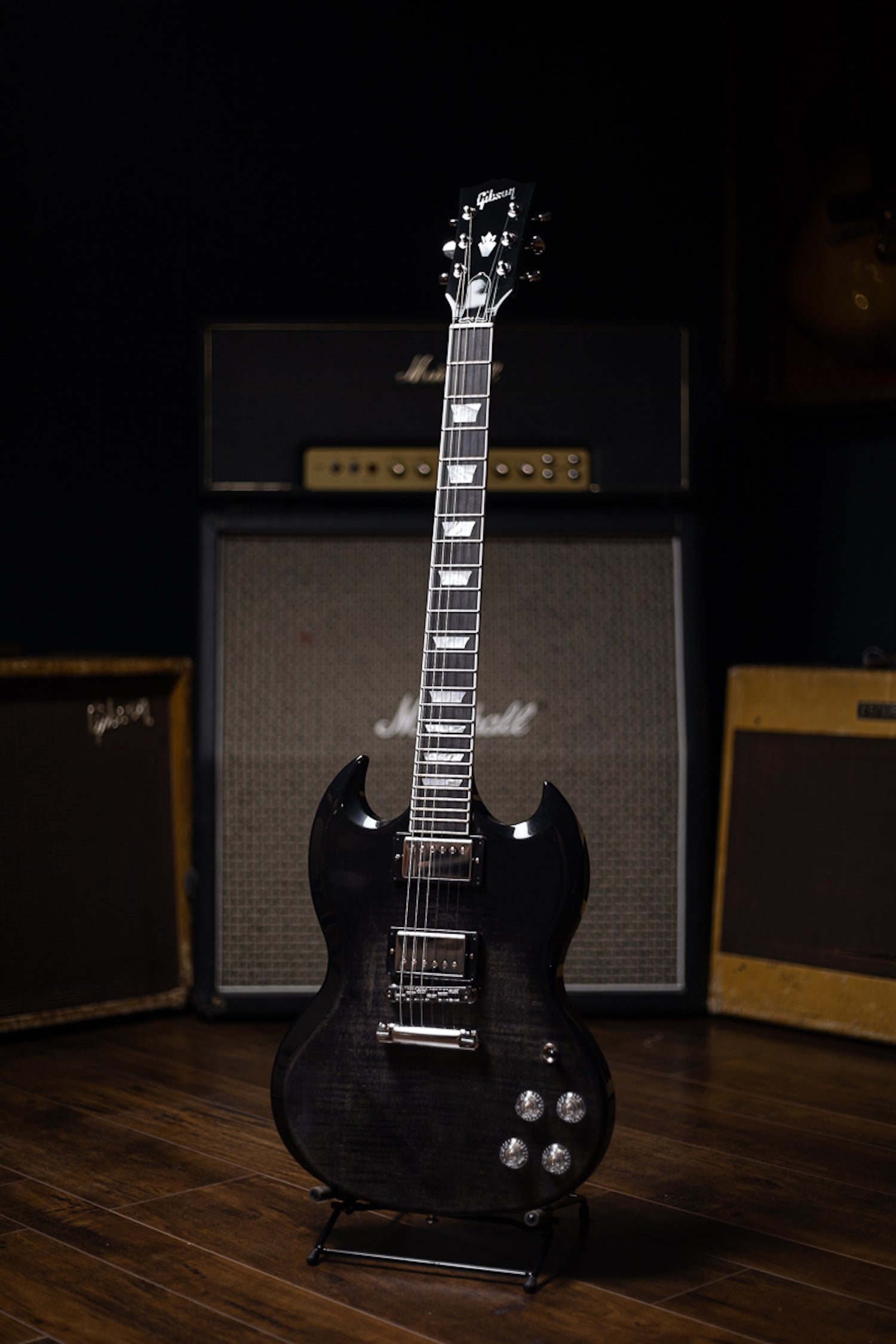 Electric　Modern　Guitar　–　Fade　Figured　Walt　Trans　SG　Grace　Vintage　Gibson　Black