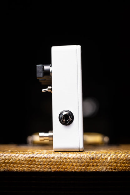 JHS 3 Series Delay Pedal