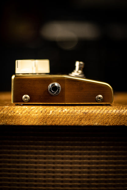 Tri-Sound Vemuram Shanks II Fuzz Pedal
