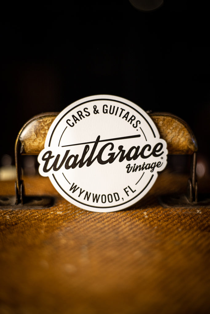 Walt Grace Vintage Circle Magnet 3" - White