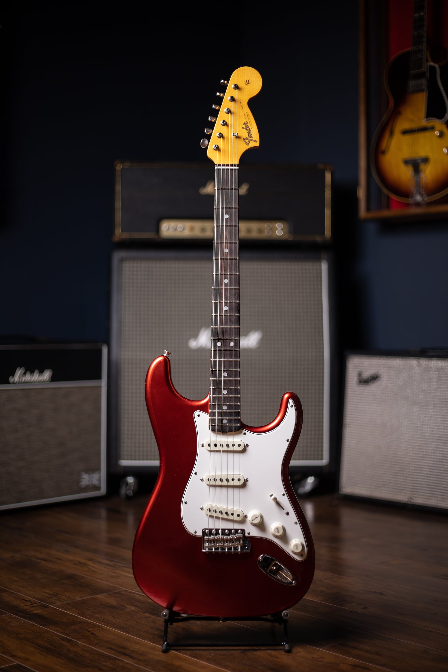 Fender Custom Shop '66 Stratocaster Deluxe Closet Classic Electric Guitar - Faded Aged Candy Apple Red