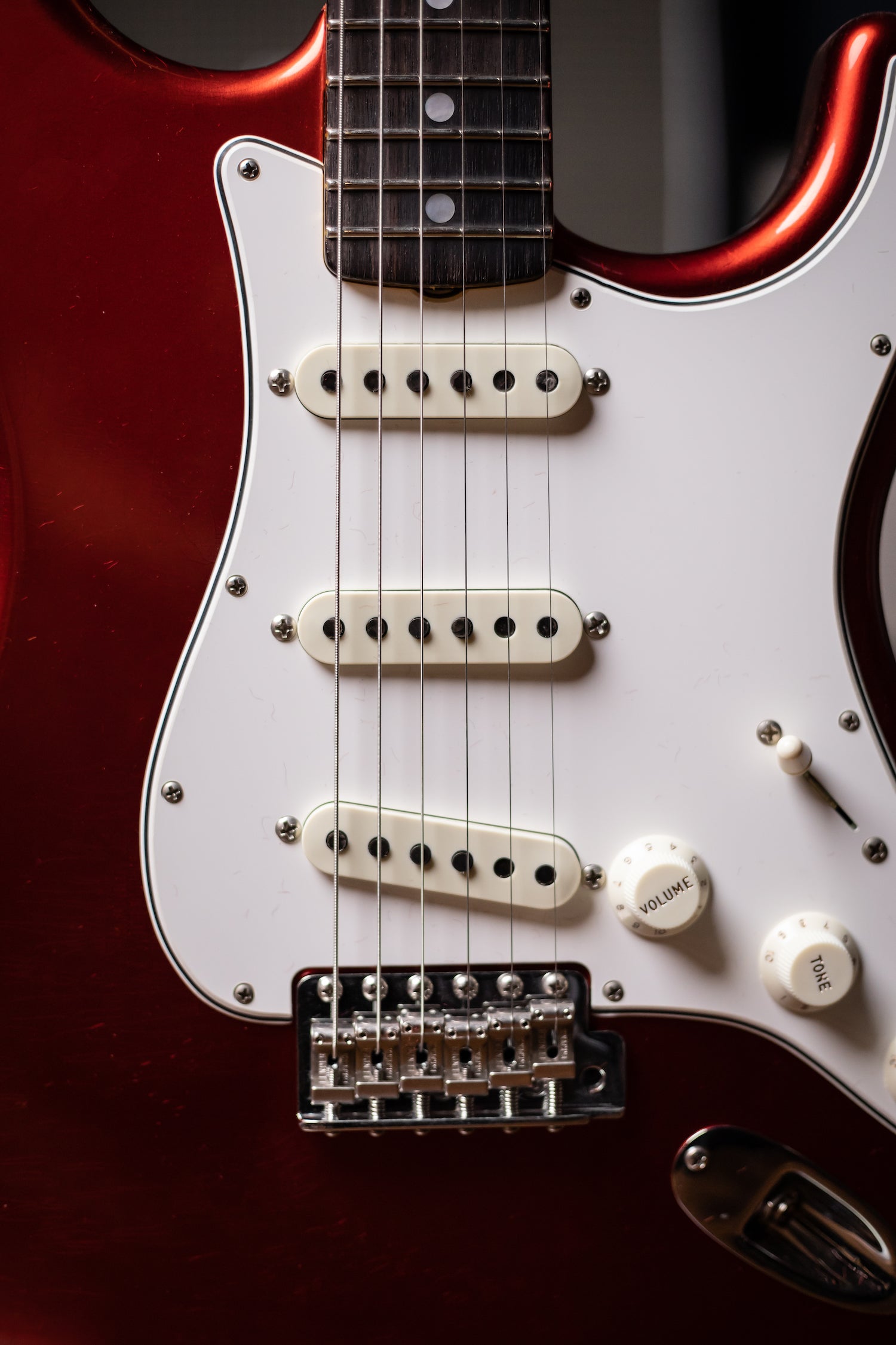 Fender Custom Shop '66 Stratocaster Deluxe Closet Classic Electric Guitar - Faded Aged Candy Apple Red