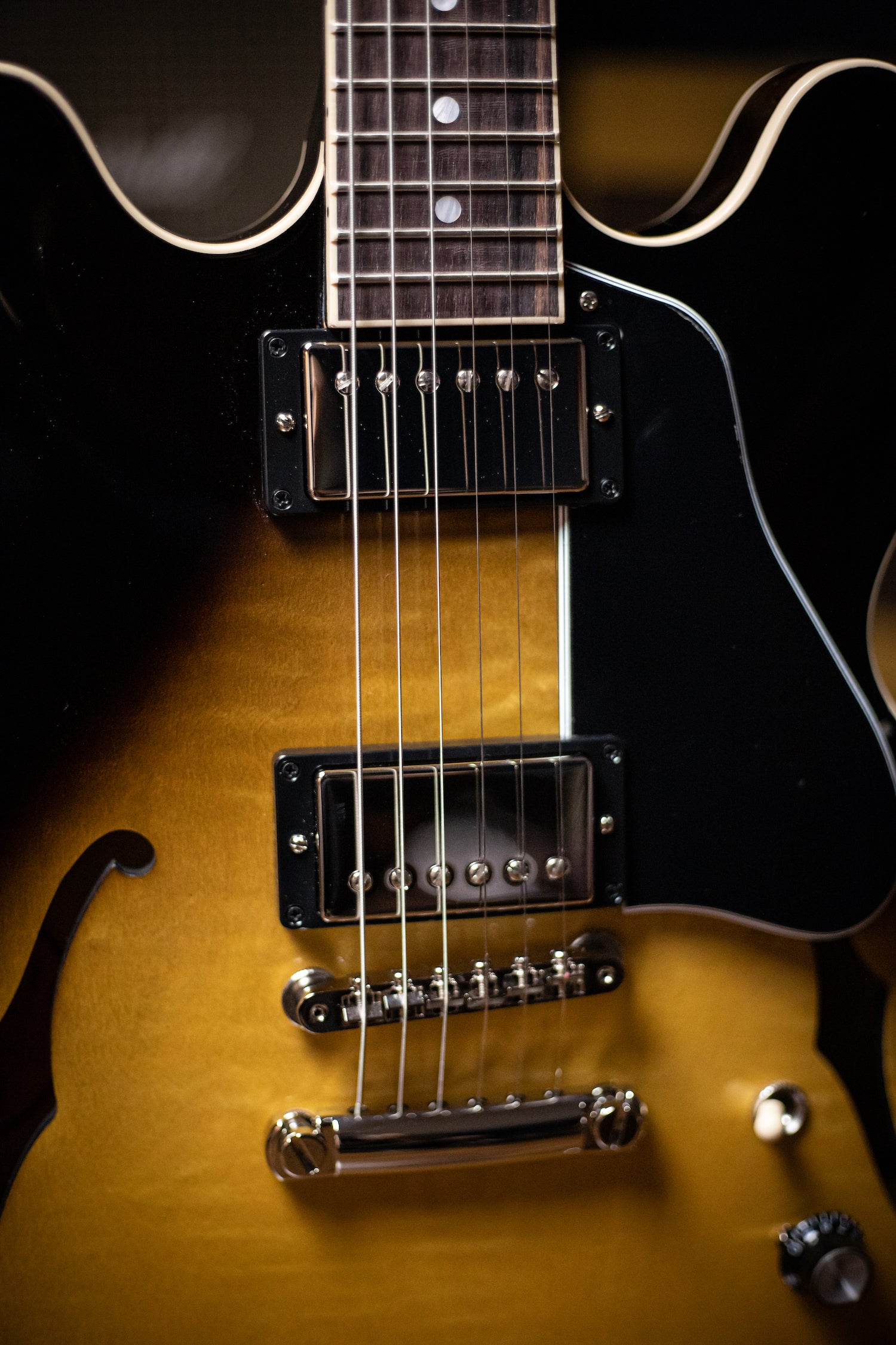Gibson ES-335 Electric Guitar - Vintage Burst