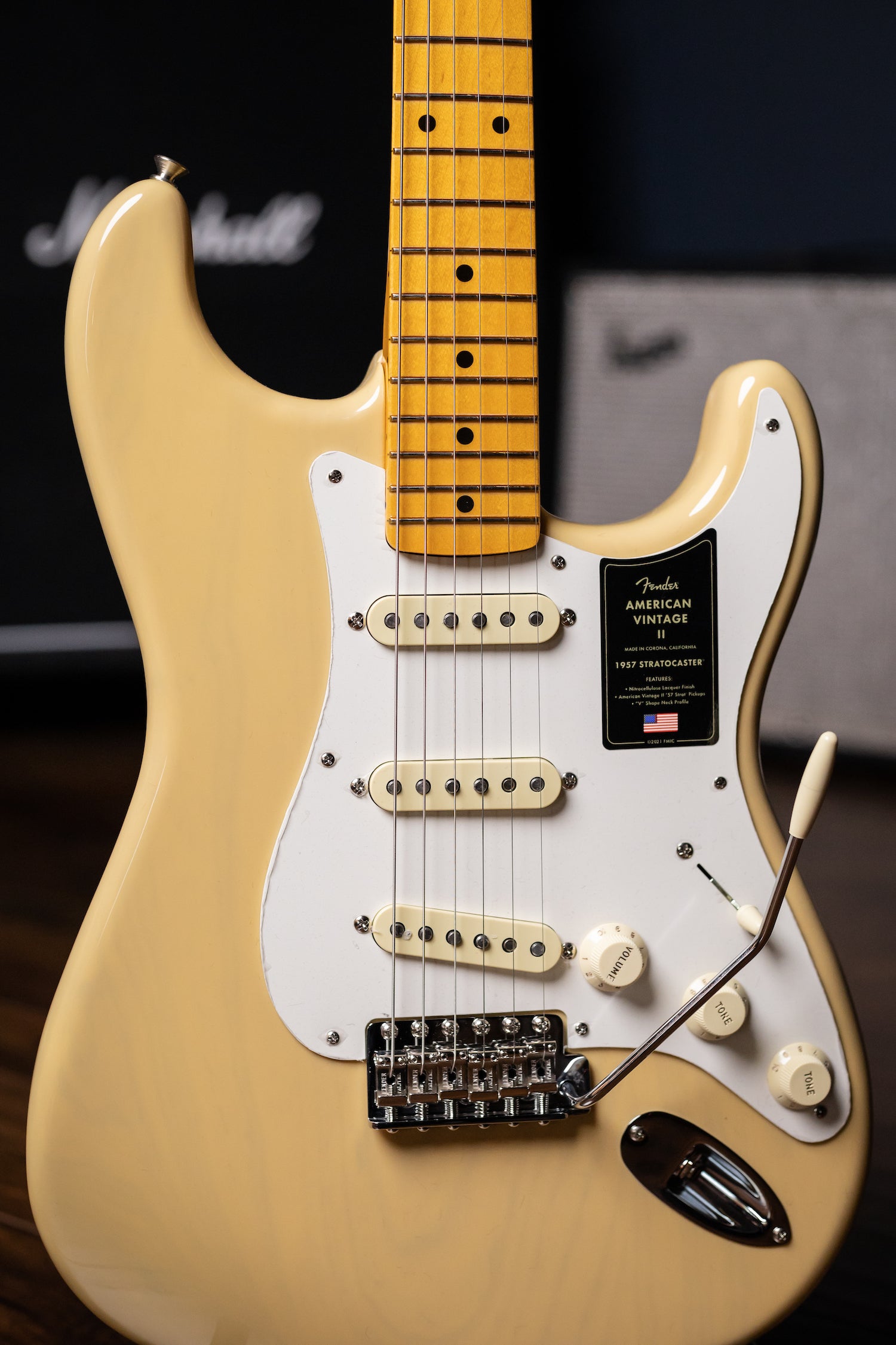 Fender American Vintage II 1957 Stratocaster® Electric Guitar - Vintage Blonde