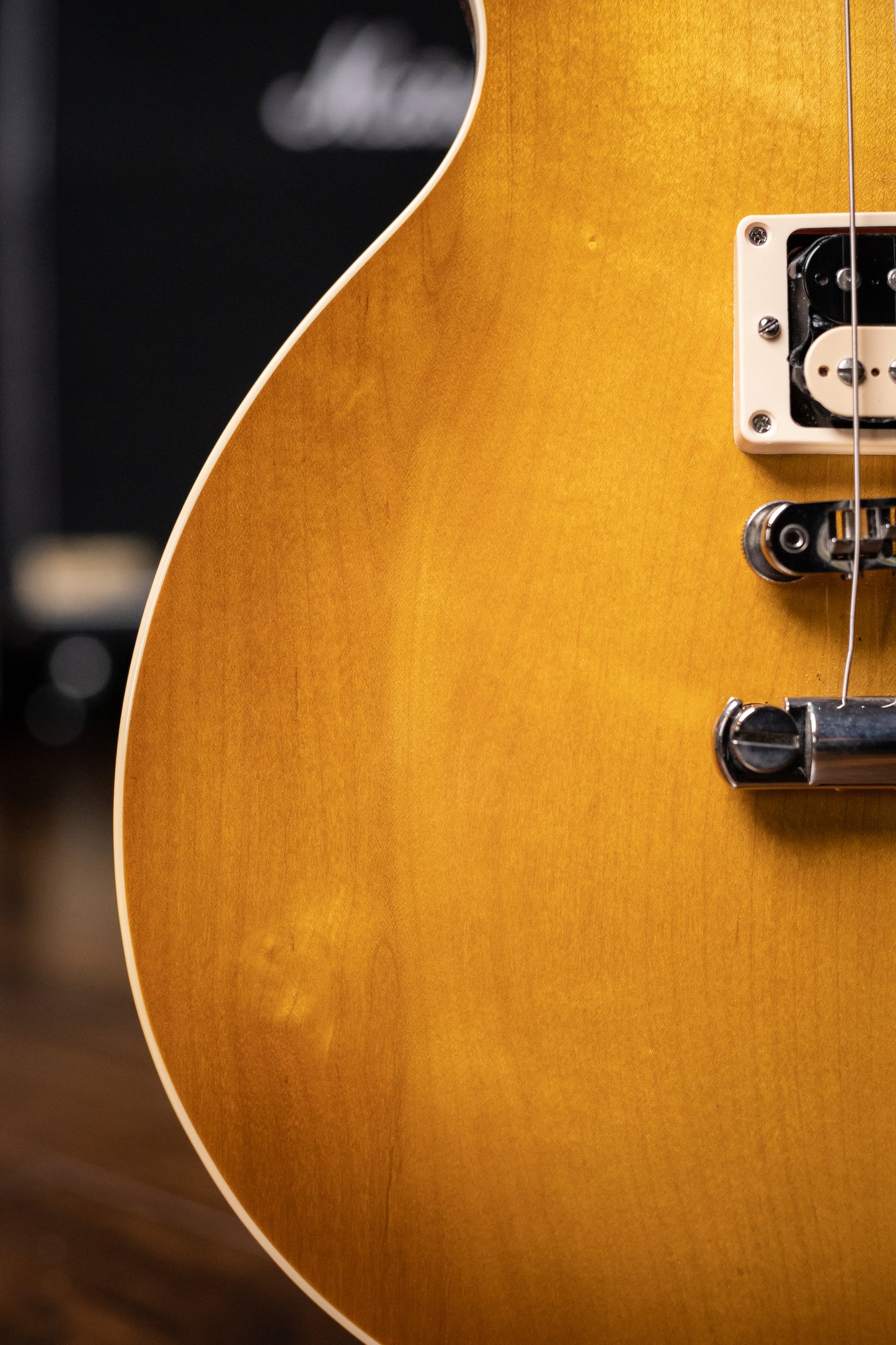 2020 Gibson Les Paul Classic Lite Electric Guitar - Honey Burst